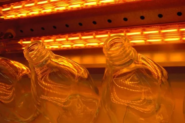 Glass processing heating element