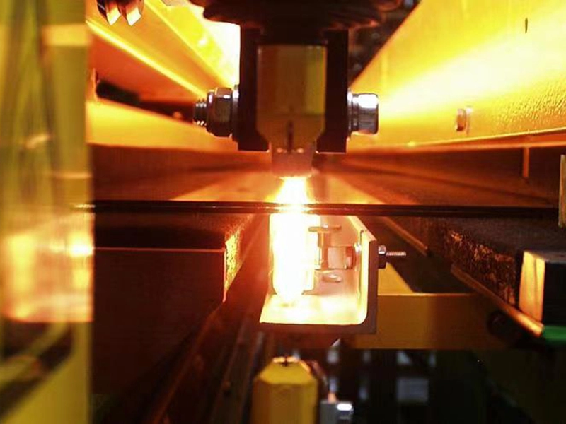 Glass annealing lehr lamp